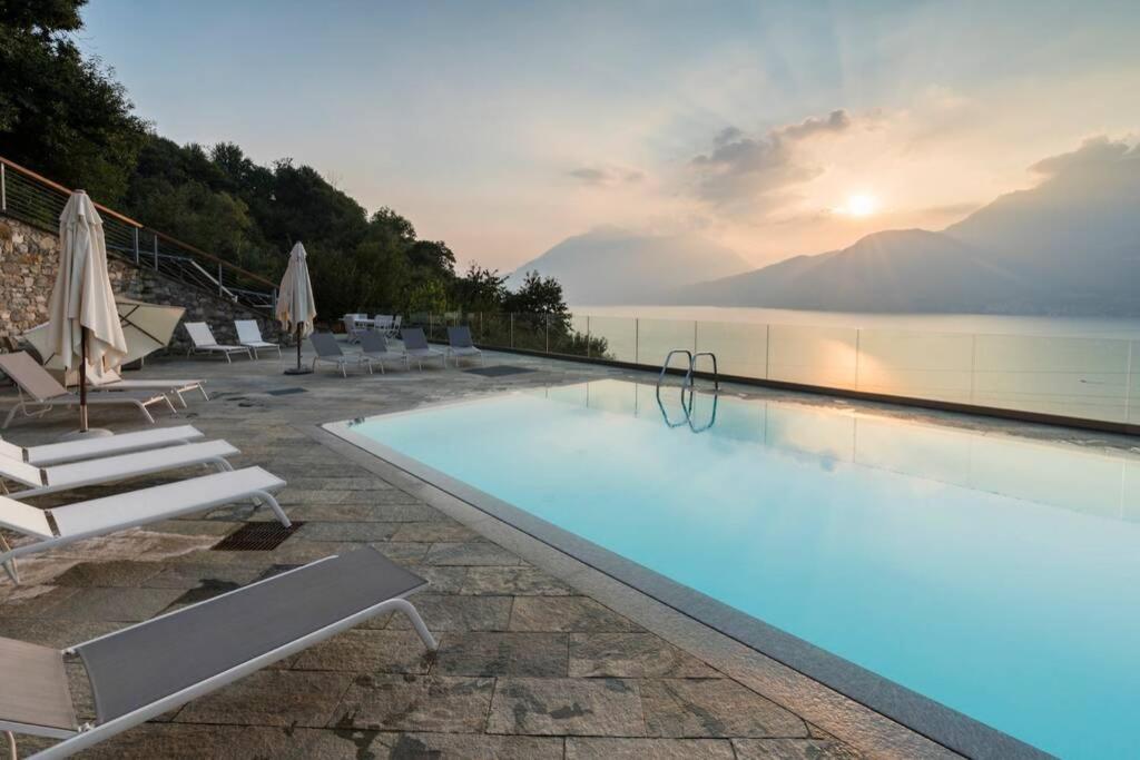 Beautiful Poolside And Stunning Lake View Gardenia Bellano Ngoại thất bức ảnh